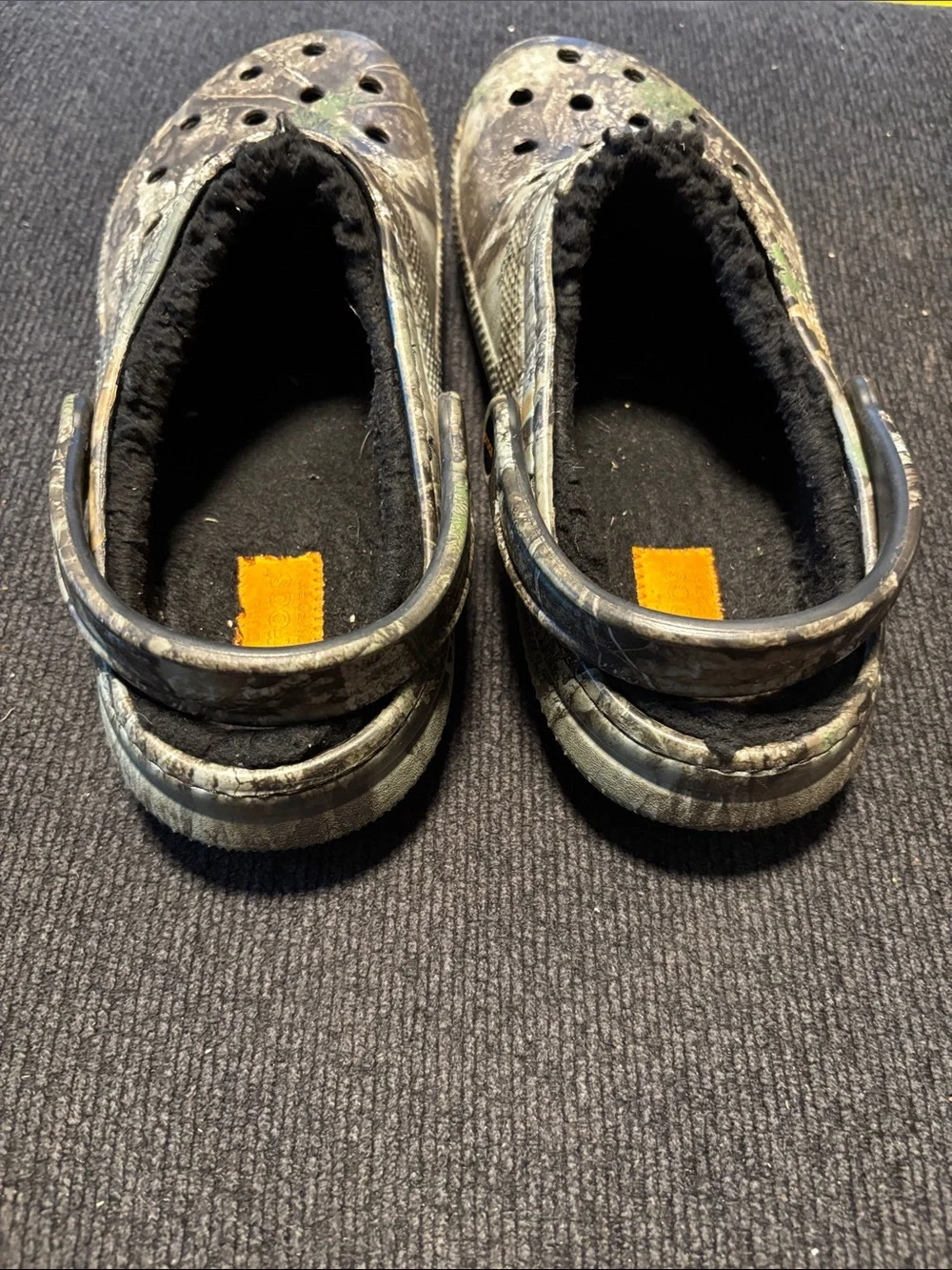 CROCS Kids Realtree Camo Classic Clog in Brown/Green